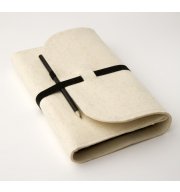 Coperta de carte din pâslă din lână Bookchair Bej